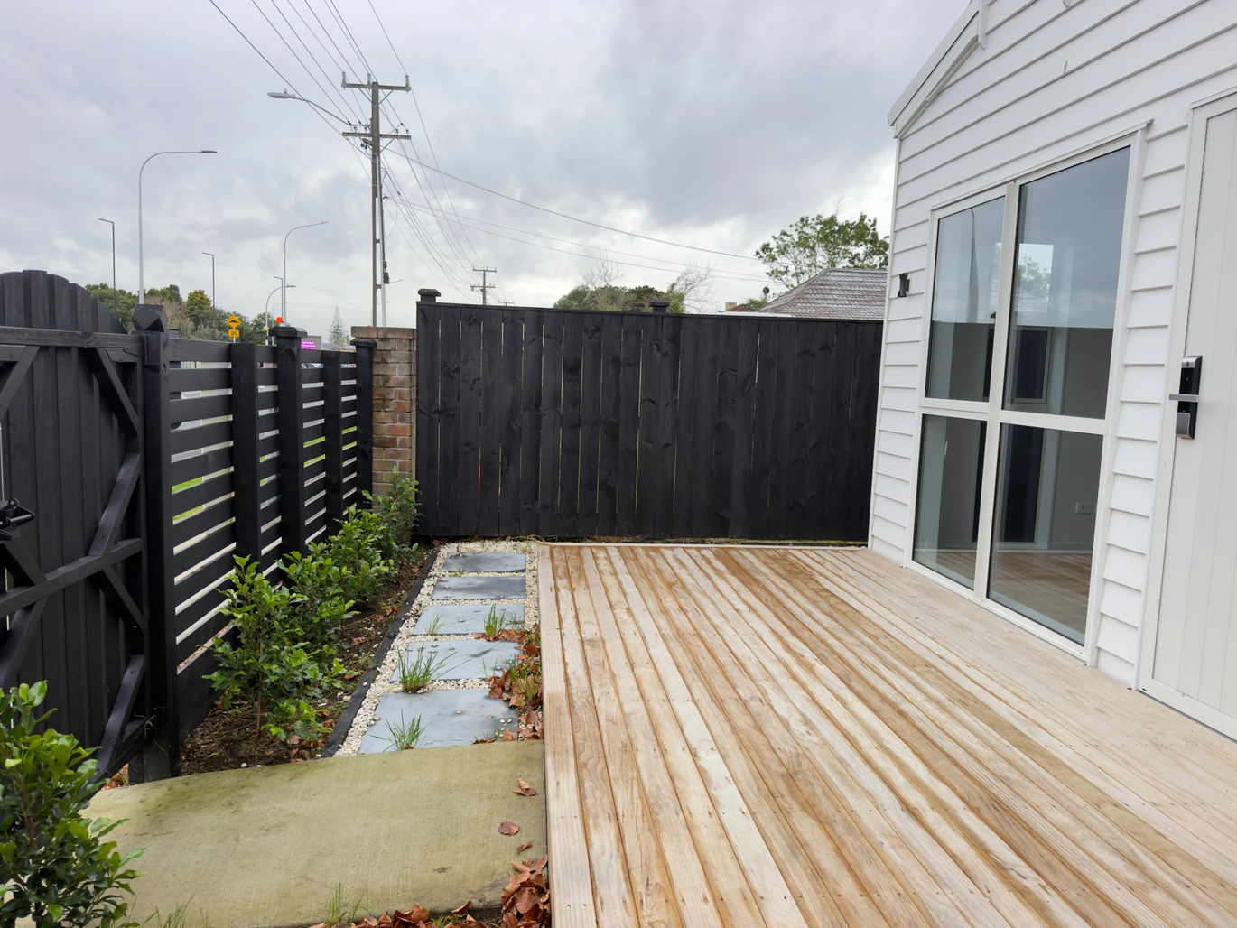 Brandnew 3 Bedrooms | 2.5 Bathrooms | Single Internal-Access Garage | Freehold Corner Site, close to schools shops, supermarkets, train station, 30 Carruth Road Papatoetoe, Auckland
