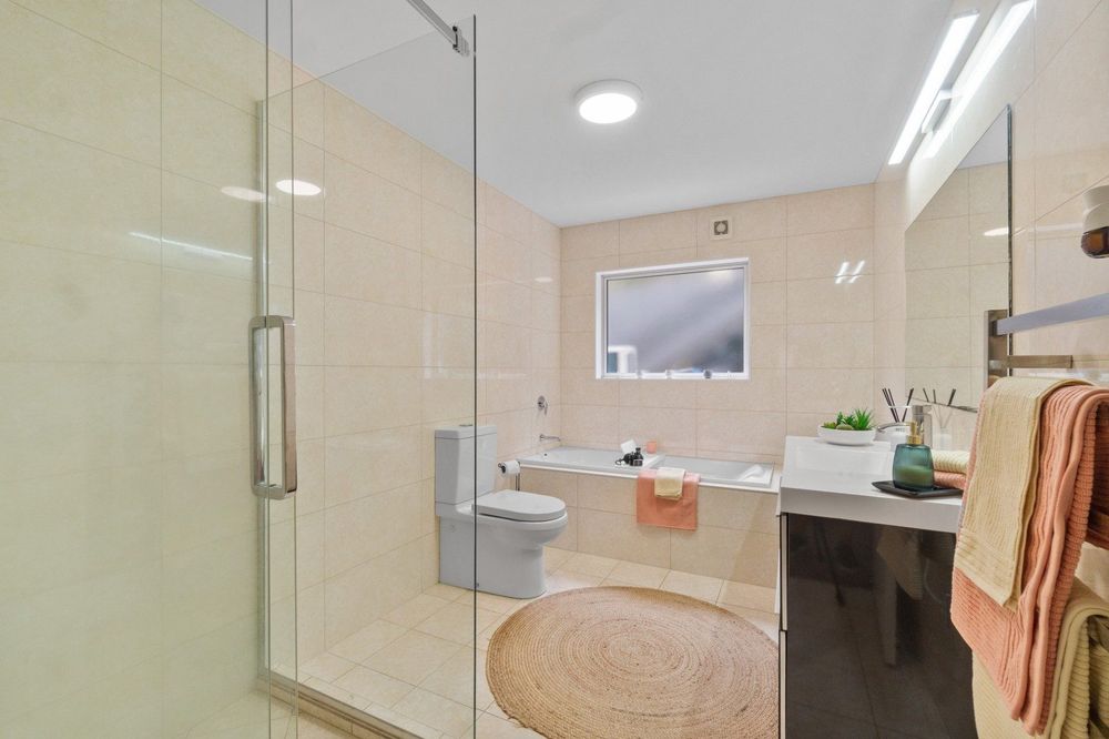 Mt Albert Grammar School zone, Standalone 5 beds + office 4 baths house with double garage, with easy access to public transport and within walking distance to Sandringham local cafés, shops, and amenities. 298B Mount Albert Road, Sandringham, Auckland
