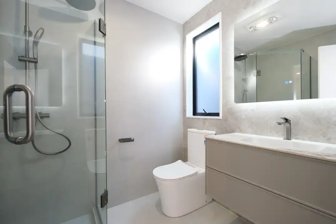 For rent, 4 beds 3 baths house with garage, Available from 1st July, 31B Culver Tce, Howick, Auckland