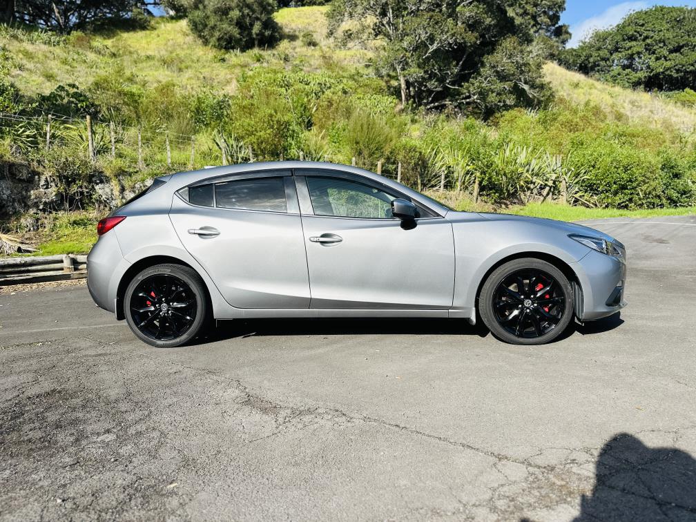 2015 Mazda Axela 20S SPORTS !! HIGH SPEC !! Hatchback Tiptronic, 5 seats, Silver, New Import, Petrol, 2,000 cc,