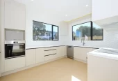 For rent, 4 beds 3 baths house with garage, Available from 1st July, 31A Culver Tce, Howick, Auckland