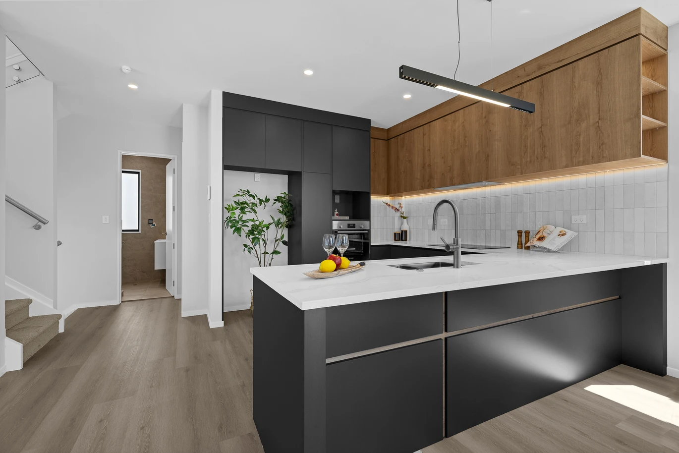 171m2 Brandnew standalone 4 beds 4 baths home with garage, Fully fenced yard with deck, just a short walk to Highland Park Shopping Centre, Pak’n Save, cafés, and transport, Zoned for Howick Primary, Howick Intermediate, and Pakuranga College, 30C Tomintoul Place Highland Park, Auckland