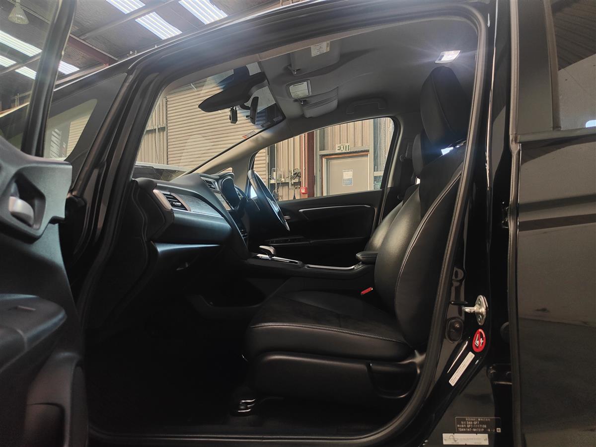 2017 Honda Shuttle FIT HYBRID X/PADDLE SHIFT/C/CONTROL Hatchback Automatic, 5 seats, Black, New Import, Petrol, 1,500 cc, 77,278 km