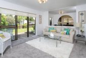 For rent, Macleans College zone, No smoking, 3 beds 1 bath home, available now, 44A Vivian Wilson Drive, Eastern Beach, Auckland