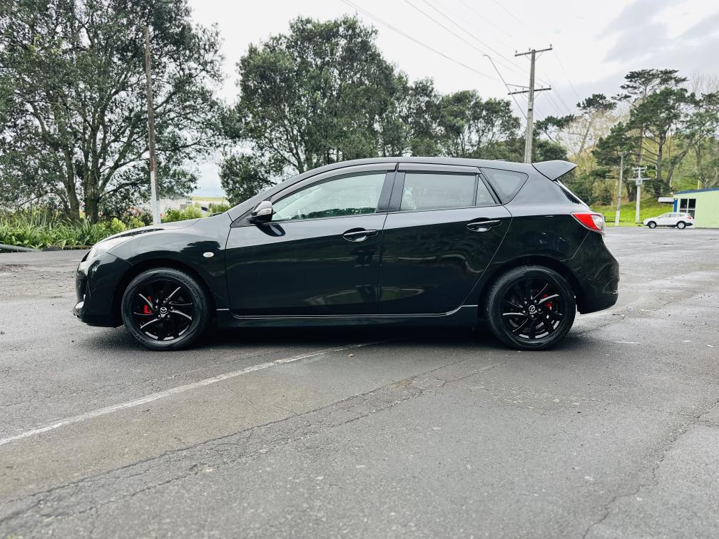 2013 Mazda Axela 15S SPORTS !! STUNNING ALLOYS !! Hatchback Tiptronic, 5 seats, Black, New Import, Petrol, 1,500 cc, 67,312 km