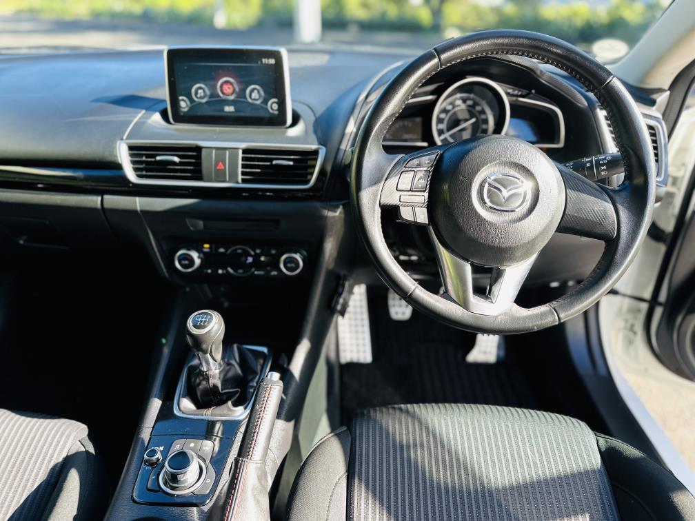 2014 Mazda Axela SPORTS !! MANUAL !! Hatchback Manual, 5 SEATS, nEW iMPORT, pETROL, 1,500 cc, 28,047 km, $0 Deposit Finance | Trade-In | Shipping