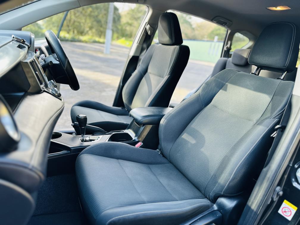 2013 Toyota RAV4 SPORTS !! HIGH SPEC !! RV/SUV Tiptronic, 5 seats, Black, 1 owner, Petrol, 2,000 cc, 139,202 km