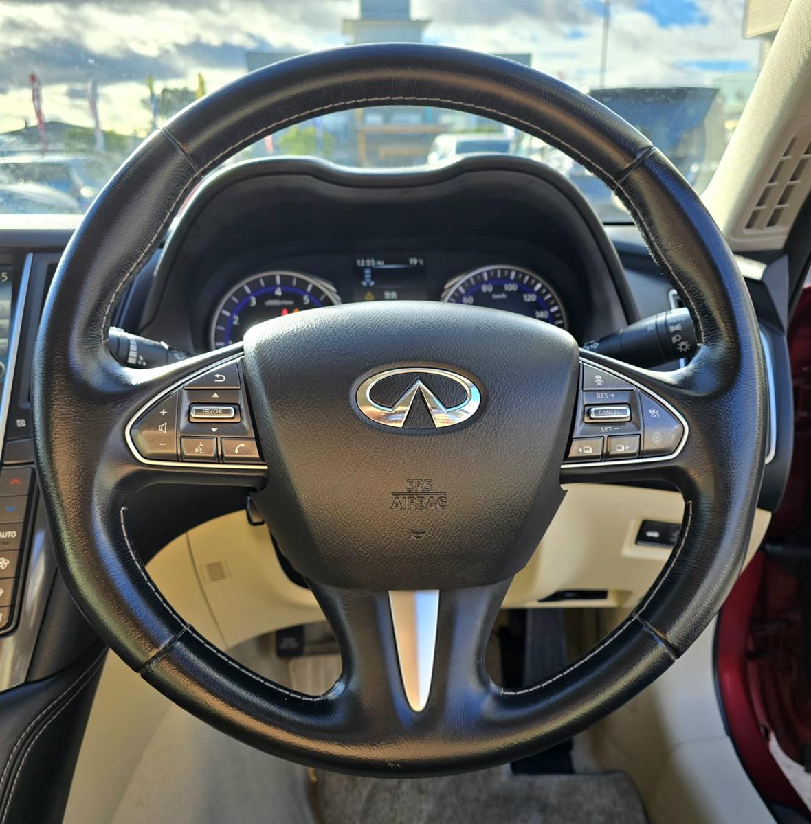 2014 Nissan Skyline **200GT-T**Adaptive Cruise Control**Leather Package**360 Reversing Camera**Parking Sensors**Electric & Heating Seats**Factory Mags**Fog Lights**Auto-Stop ** Sedan Automatic, 5 seats, Petrol, 1,991 cc, 86,654 km