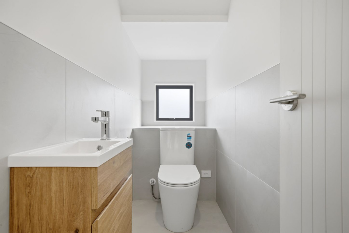 10-Year Master Build Guarantee, Brandnew standalone 4 beds 2.5 baths home with garage, close to schools, local shops, motorway access, Lot 4/9 May Avenue, Te Atatu South, Auckland