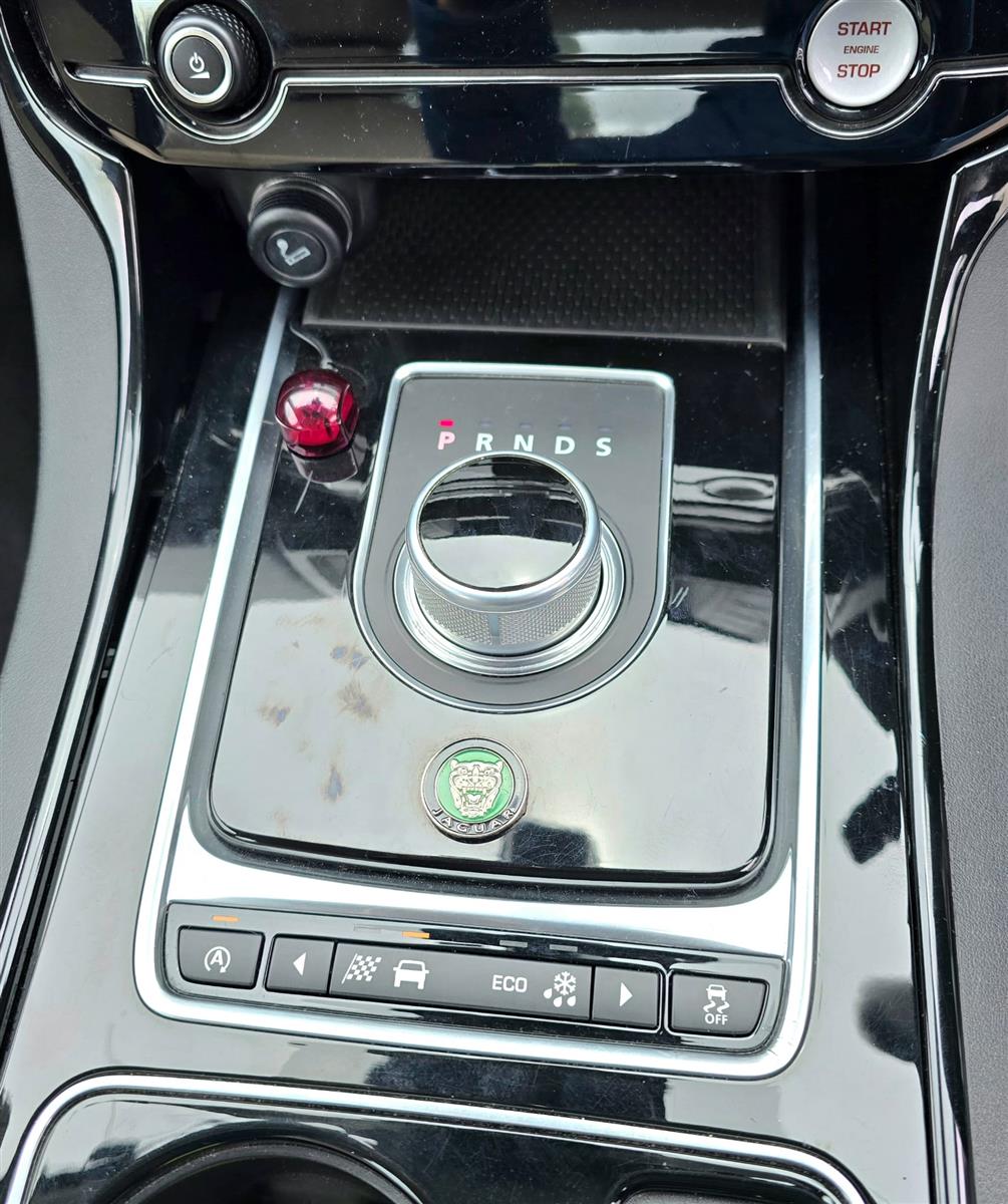 2016 Jaguar XE PURE Sedan Automatic, 5 seats, Green, New Import, Petrol, 2,000 cc, 89,000 km