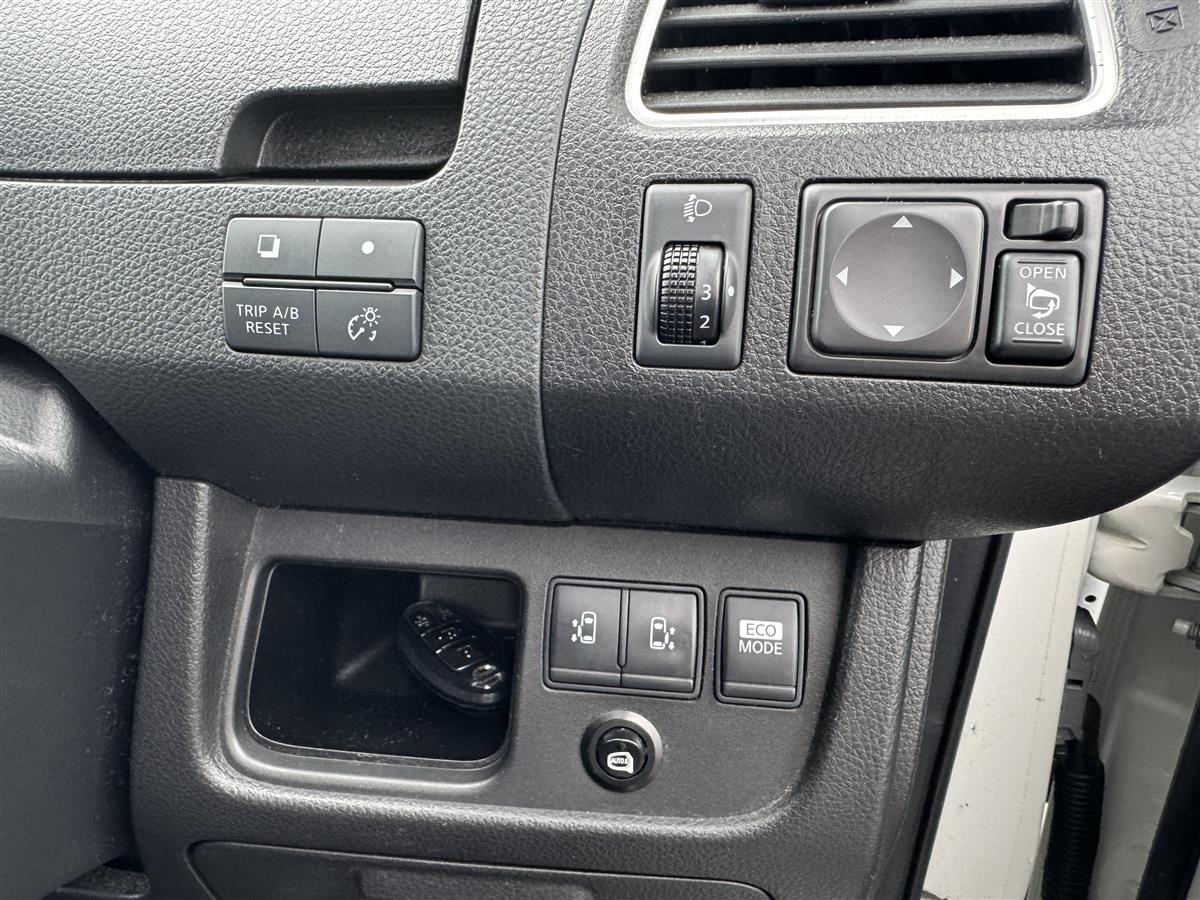 2011 Nissan Serena S-Hybrid Highway Star 8 Seats Van Automatic, 7 seats, 2,000 cc, 170,000 km, Finance Available
