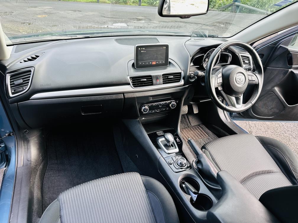 2014 Mazda Axela HYBRID !! HIGH SPEC !! Hatchback Tiptronic, 5 seats, Blue, New Import, Hybrid, 2,000 cc, 68,703 km