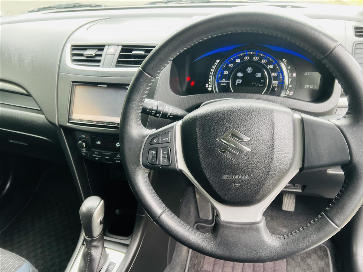 2014 Suzuki Swift REVERSE CAMERA Hatchback Automatic, 5 seats, Silver, Petrol, 1,200 cc, 39,689 km