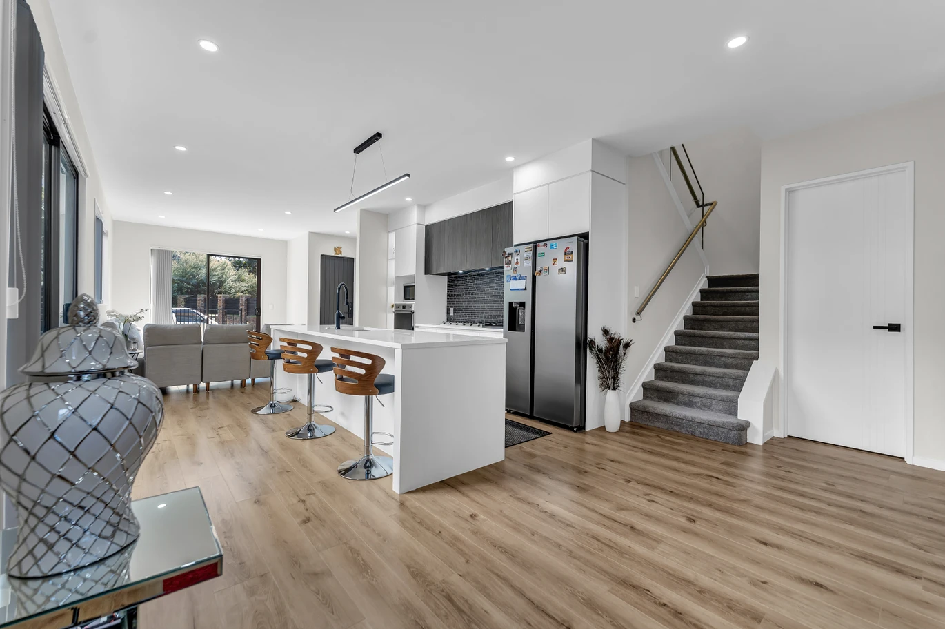 Owners relocating, Next to the Reserve-Mission Heights, Standalone 4 beds 2.5 baths house with garage, close to Ormistonshopping centre, zoned for Mission Heights Primary and Junior college, 13 Pumau Place Flat Bush, Auckland