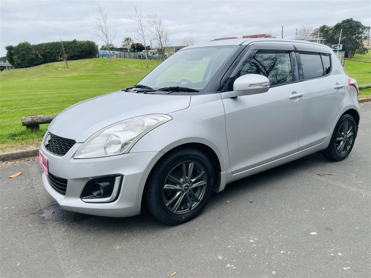 2014 Suzuki Swift REVERSE CAMERA Hatchback Automatic, 5 seats, Silver, Petrol, 1,200 cc, 39,689 km