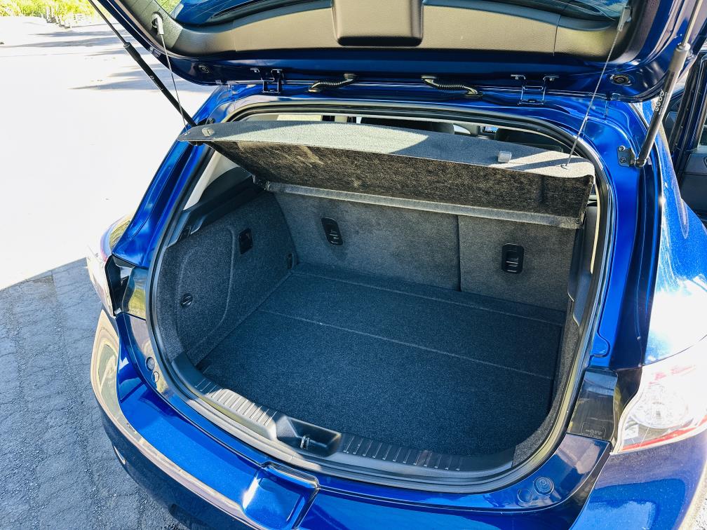 2013 Mazda Axela 20S SPORTS !! SKYACTIVE ENGINE !! Hatchback Tiptronic, 5 seats, Blue, New Import, Petrol, 2,000 cc, 73,217 km