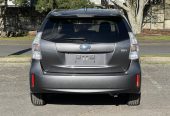 2013 Toyota Prius ALPHA Superb condition !! Station Wagon Automatic, 5 seats, Grey, New Import, Petrol, 1,790 cc, 80,389 km