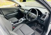 2015 Honda Vezel SPORTS HYBRID !! RV/SUV Tiptronic, 5 seats, Silver, New Import, Hybrid, 1,500 cc, 41,162 km