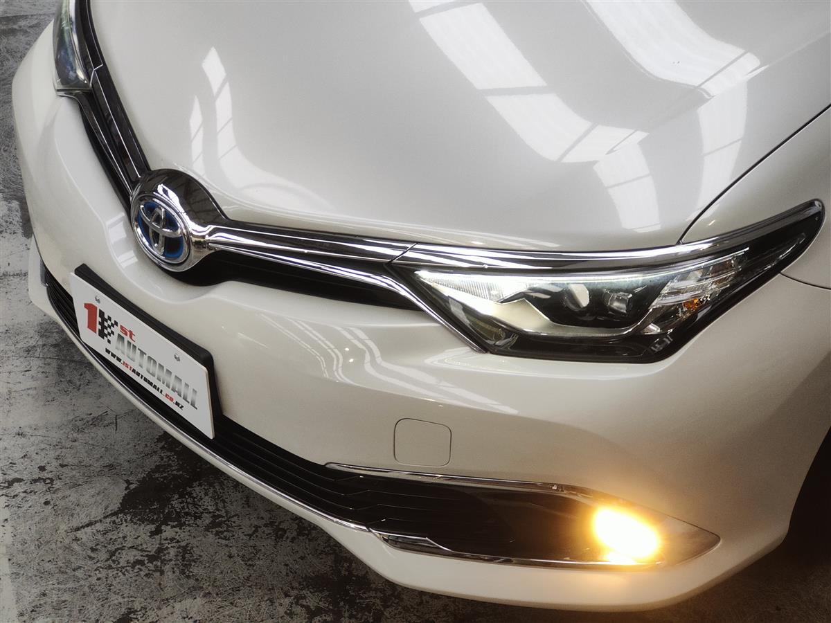 2016 Toyota Corolla AURIS/HYBRID/GRADE 4.5 Hatchback Automatic, 5 seats, New Import, Hybrid, 1,800 cc, 45,396 km