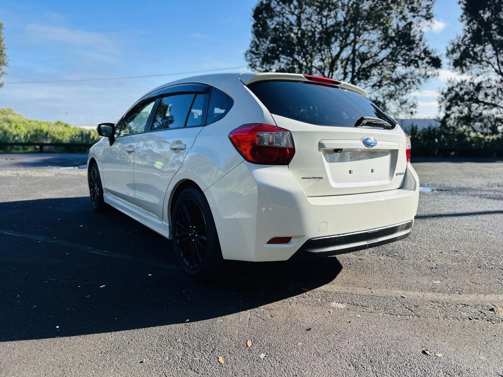 2014 Subaru Impreza 2.0I EYESIGHT !! 4WD !! Hatchback Tiptronic, 5 seats, New Import, Petrol, 2,000 cc, 40,736 km