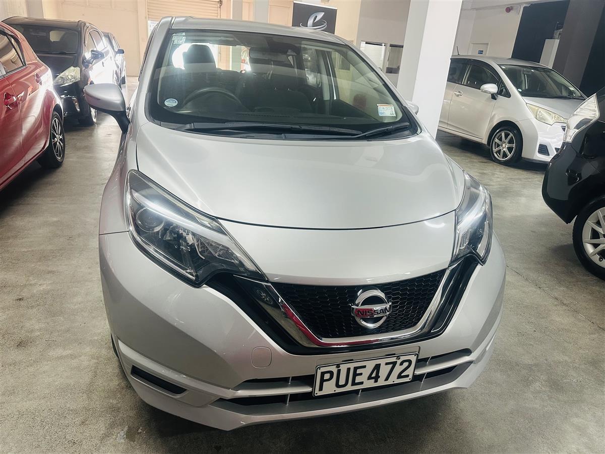 2017 Nissan Note Hatchback Automatic, 5 seats, Silver, Petrol, 1,200 cc, 101,000 km