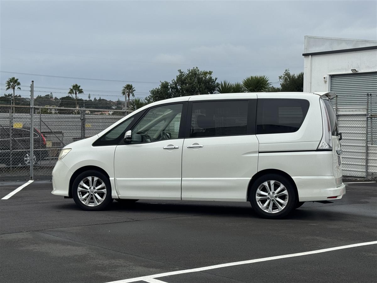 2011 Nissan Serena S-Hybrid Highway Star 8 Seats Van Automatic, 7 seats, 2,000 cc, 170,000 km, Finance Available