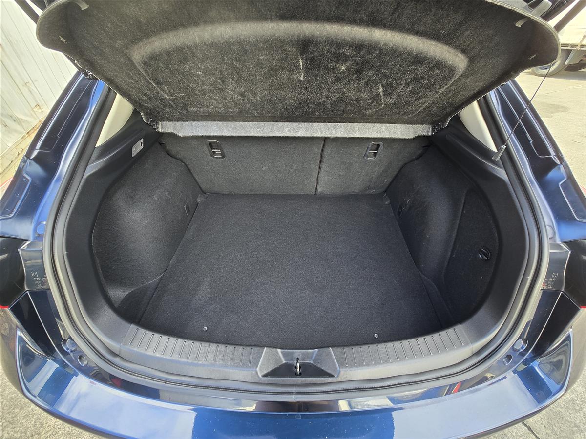 2016 Mazda Axela Parking Sensors !! Blind Spot Monitor !! Hatchback Automatic, 5 seats, Blue, New Import, Petrol, 1,490 cc, 74,531 km