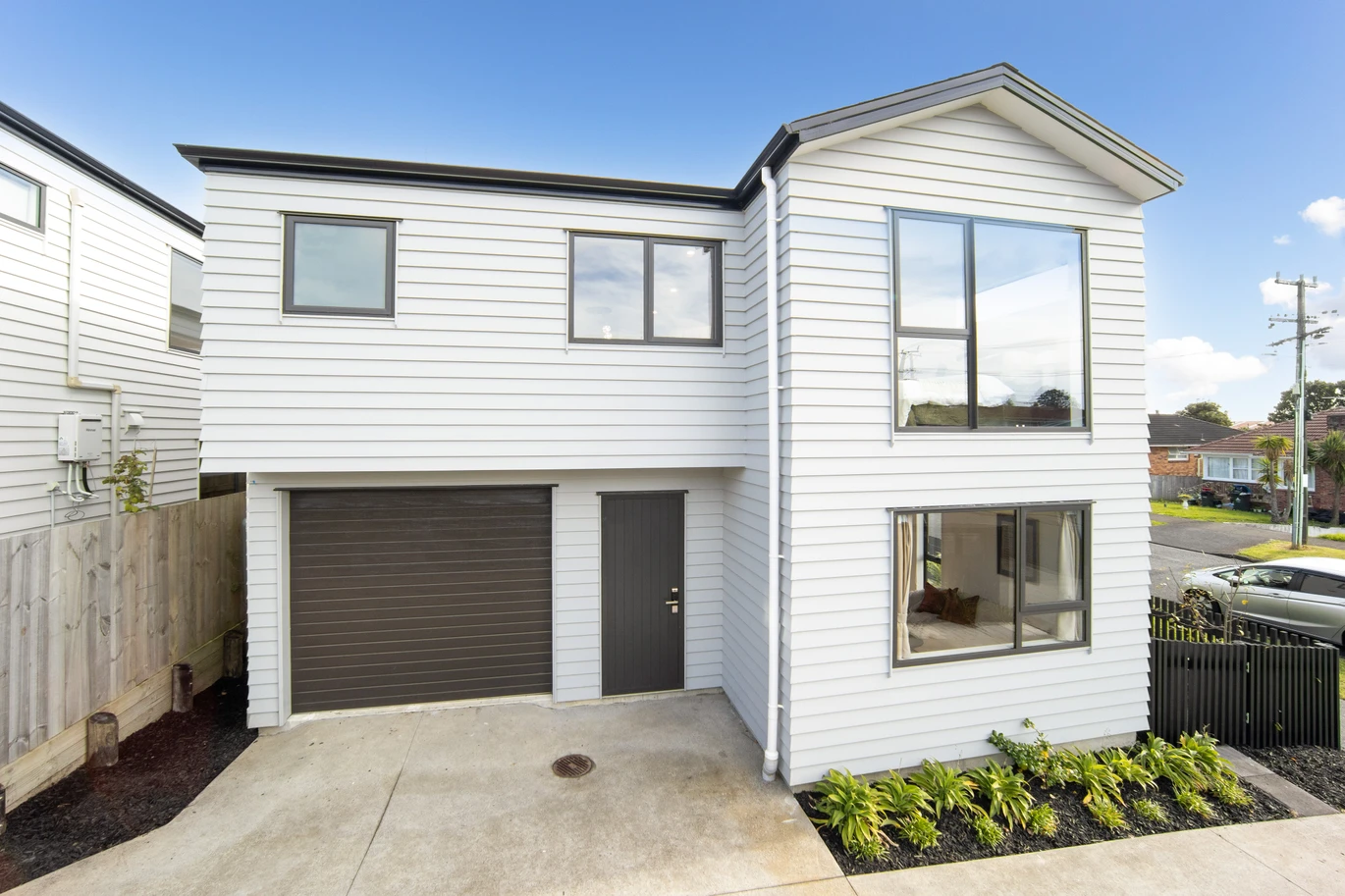 164m2 Standalone 4 beds 2.5 baths home with garage, One of the biggest draws here is the lifestyle. Walk the kids to school, grab a coffee from the local village, spend weekends at nearby parks, or enjoy the coastal walkways, 9A Maclaurin Street Blockhouse Bay, Auckland