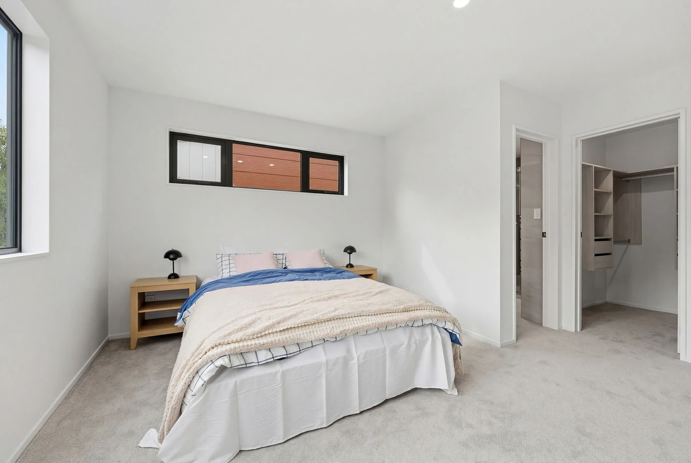 Rangitoto College zone, 143m2 Brandnew Standalone 4 beds 2.5 baths home with garage, close to schools, beaches, Browns Bay village, zoned for Rangitoto College, Murrays Bay Intermediate, Northcross Intermediate, and St John’s School. 2/30 Kiteroa Terrace Rothesay Bay, Auckland