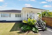 809m2 section, Must SELL ASAP, Due to mounting financial pressures, Forget the CV and ignore past prices, 4 beds 1.5 baths house wit garage, In zone for Freyberg Community School, Rangeview Intermediate, and Rutherford College. 16 Coniston Avenue Te Atatu South, Auckland