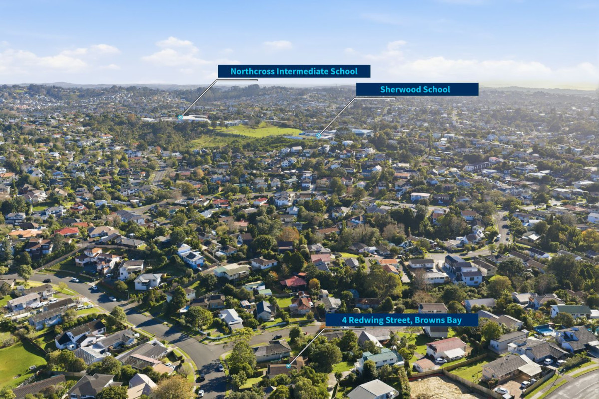 Rangitoto College zone, Home and income on 728m2 section, 171m2 4 beds 2 baths house with garage, The property provides flexible accommodation options, close to schools, Browns Bay village, beach, 4 Redwing Street, Browns Bay, Auckland