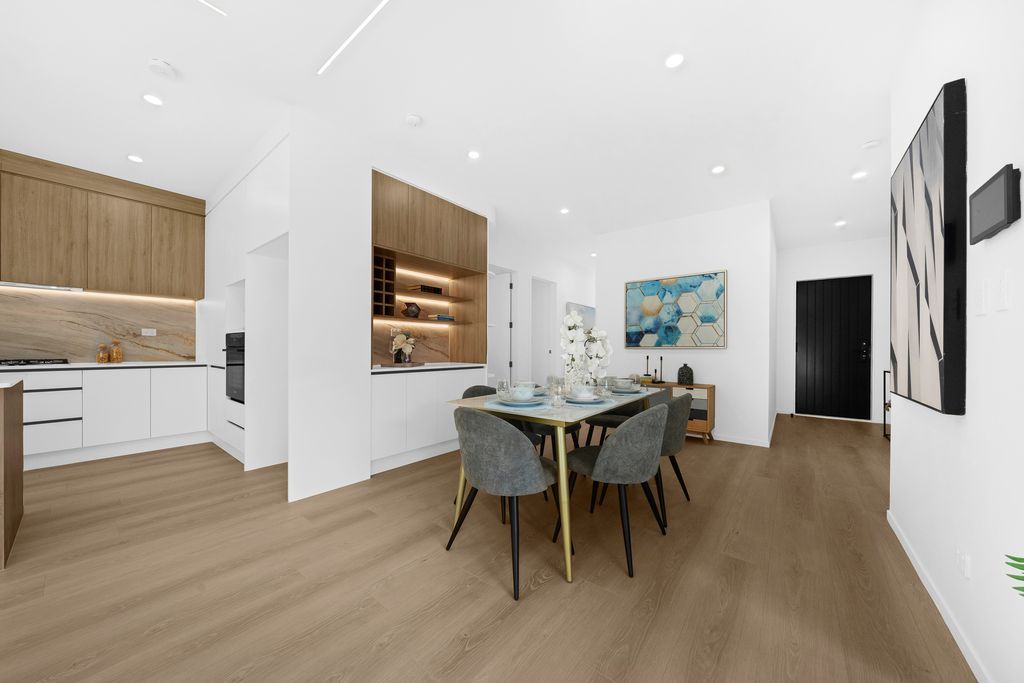 160m2 Standalone 4 beds (2 ensuites) 3 baths houe with double garage, easy access to local schools, parks, shops, and motorway connections, 10 Furlough Road, Opaheke, Auckland