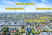 Urgent Sell, ASAP, Enquiries over $670K, 10-Year Master Build Guarantee. 140m2 Brandnew freehold 3 beds 2 baths home with garage, move-in ready, walk a mere 600m to Kelston Mall and Woolworths. 7/4052 Great North Road Glen Eden, Auckland