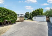 809m2 section, Must SELL ASAP, Due to mounting financial pressures, Forget the CV and ignore past prices, 4 beds 1.5 baths house wit garage, In zone for Freyberg Community School, Rangeview Intermediate, and Rutherford College. 16 Coniston Avenue Te Atatu South, Auckland