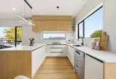 Brandnew freehold 3 beds 2.5 baths home with garage, Stamford’s 10-Year Building Warranty, no body corp or society fees, close to Hunters Plaza, motorway access, Lot 4/6 Richards Avenue Papatoetoe, Auckland