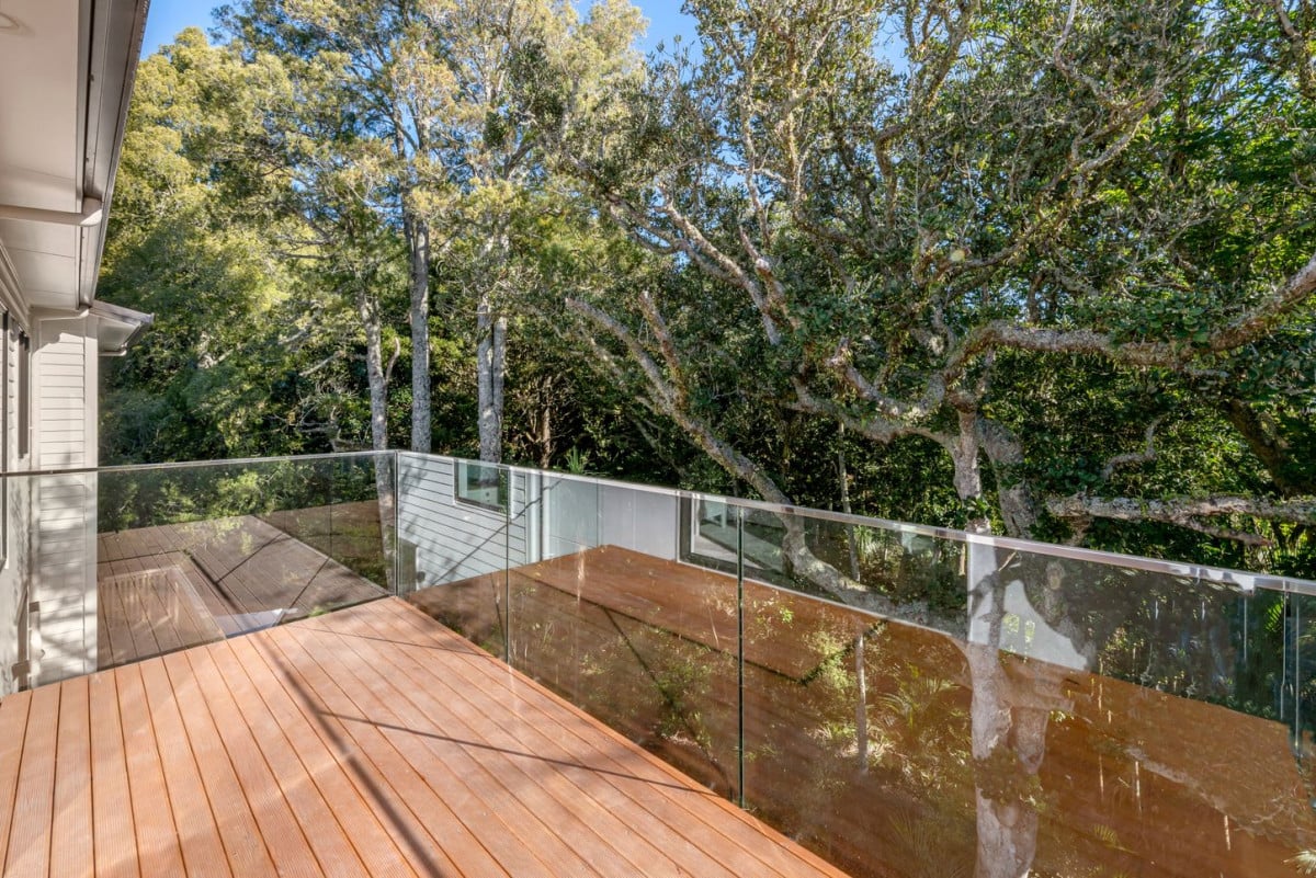 Backing directly onto a peaceful reserve. Brandnew 7 beds (5 ensuites) 6.5 baths house, double garage plus 2 more onsite car parks, 2 beds granny, 2C Hughs Way, Flat Bush, Auckland