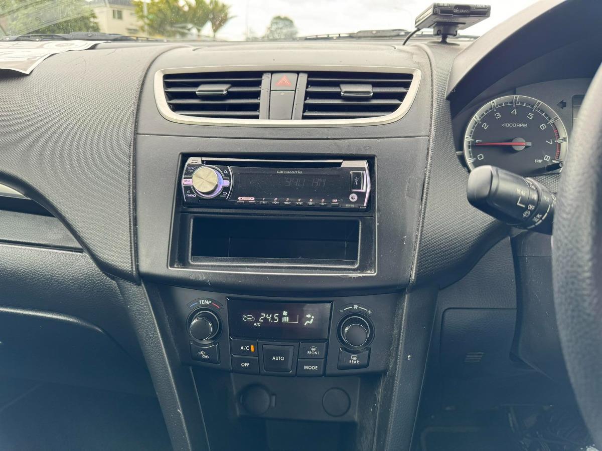2015 Suzuki Swift Hatchback Automatic, 5 seats, Black, Petrol, 1,242 cc, 125,888 km