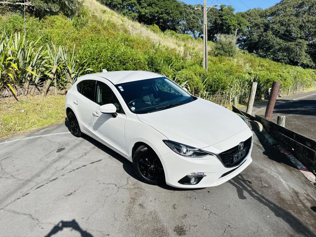 2014 Mazda Axela SPORTS !! MANUAL !! Hatchback Manual, 5 SEATS, nEW iMPORT, pETROL, 1,500 cc, 28,047 km, $0 Deposit Finance | Trade-In | Shipping