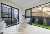 Brandnew freehold 3 beds 2.5 bath Duplex home with garage, Move-in ready, close to schools, parks, shops, 0.5 km to Birdwood School, 1.6 km to Waitakere College, 1.8 km to Massey High School, 12A Scarlet Drive, Ranui, Auckland