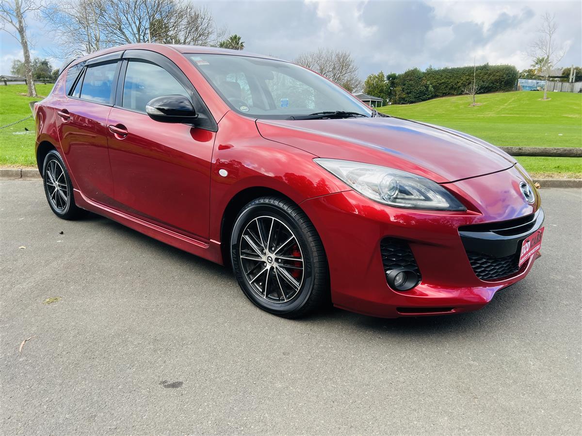 2013 Mazda Axela NEW STEREO APPLE CAR PLAY Hatchback Automatic, 5 seats, Petrol, 1,500 cc, 56,707 km
