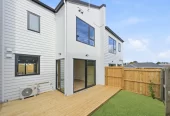 Brandnew freehold 3 beds 2.5 baths home with garage, Stamford’s 10-Year Building Warranty, no body corp or society fees, close to Hunters Plaza, motorway access, Lot 4/6 Richards Avenue Papatoetoe, Auckland
