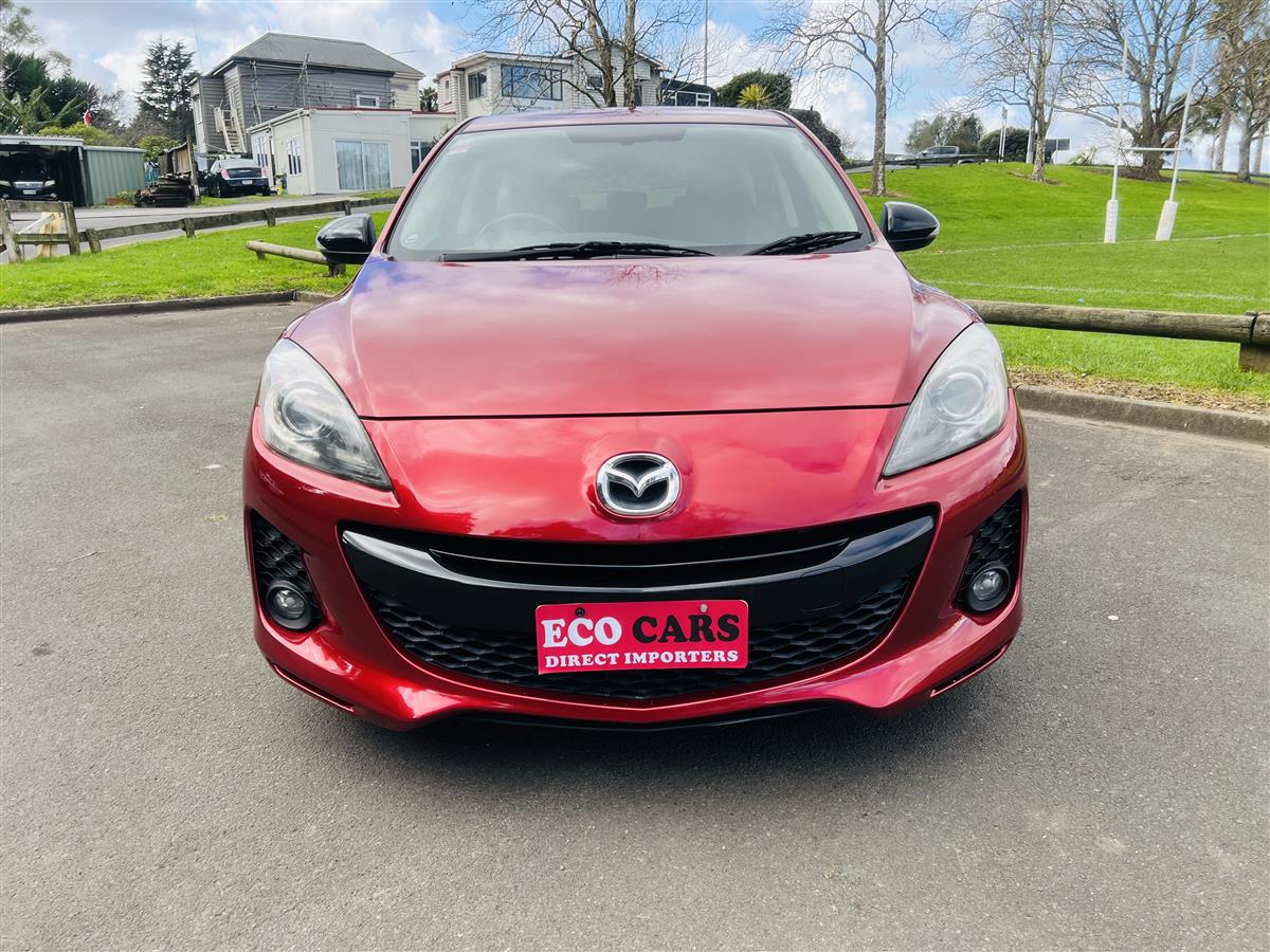 2013 Mazda Axela NEW STEREO APPLE CAR PLAY Hatchback Automatic, 5 seats, Petrol, 1,500 cc, 56,707 km