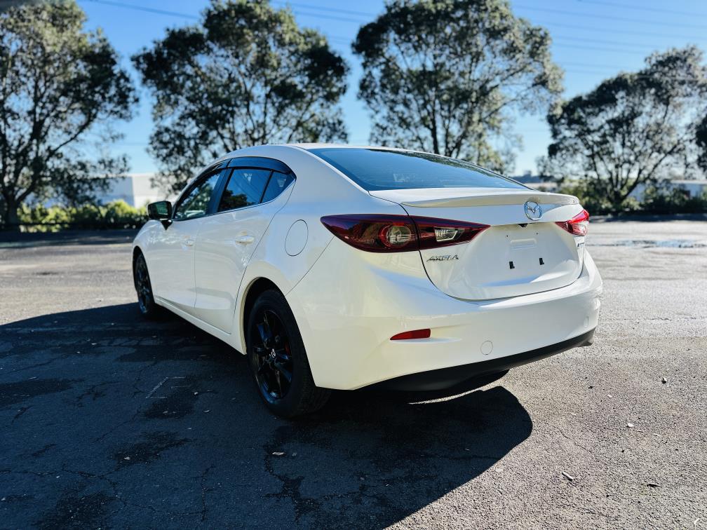 2014 Mazda Axela HYBRID !! L SPORTS PACKAGE !! TOP SPEC !! Sedan Automatic, 5 seats, New Import, Hybrid, 2,000 cc, 77,143 km