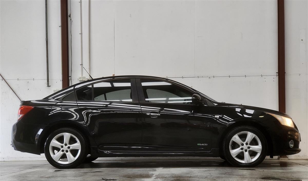 2012 Holden Cruze SRI V SEDAN 1.4T AT/LEATHER/NZ NEW/TOW BAR Sedan Automatic, 5 seats, Black, Petrol, 1,364 cc, 138,959 km