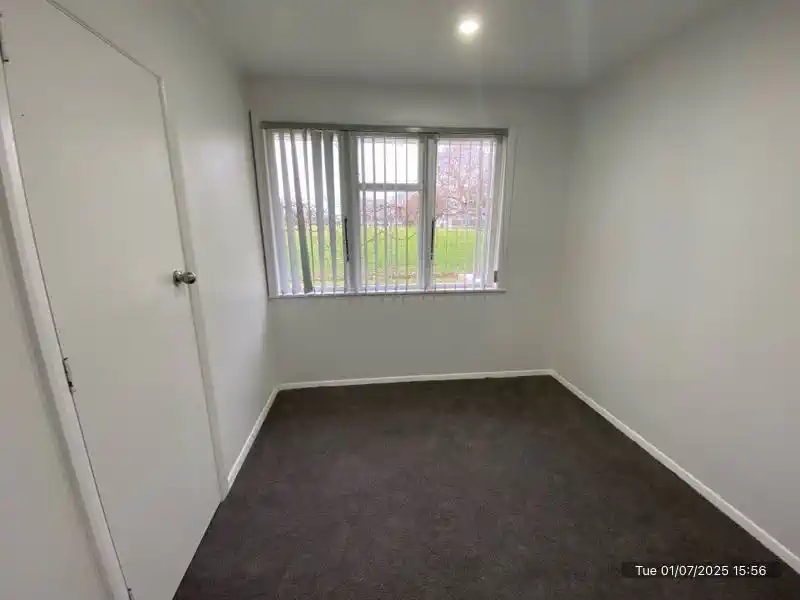 For rent, Renovated 4 beds 2 baths house with garage, Available from 16th June, 64 Arimu Road, Papakura, Auckland