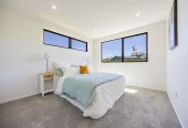 10-Year Master Build Guarantee, Brandnew 3 beds 3 baths duplex home with garage, close proximity to highly-regarded kindergartens and primary schools, and is handy to the vibrant cafes, shops, and amenities of the Kumeu Town Centre. 89 Podgora Avenue Huapai, Auckland