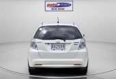 2012 Honda Fit HYBRID !! Top Spec !! heated seats !! Cruise control !! Reverse camera Hatchback Automatic, 5 seats, Hybrid, 1,339 cc, 154,359 km