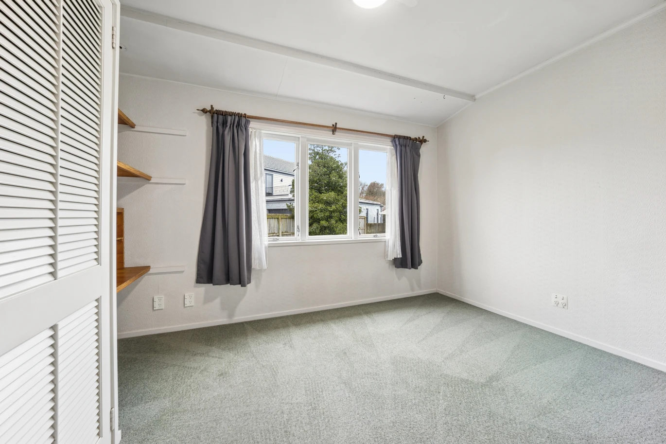 First time on the market, 825m2 section, 167m2 4 beds 1 bath house with carport and a large storage shed positioned at the rear of the section, close to motorway access, supermarket, shops, 67 Maioro Street New Windsor, Auckland