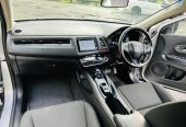 2015 Honda Vezel SPORTS HYBRID !! RV/SUV Tiptronic, 5 seats, Silver, New Import, Hybrid, 1,500 cc, 41,162 km