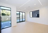 For rent, 4 beds 3 baths house with garage, Available from 1st July, 31B Culver Tce, Howick, Auckland